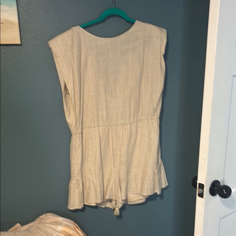 Aakaa Cream Sleeveless shorts#4